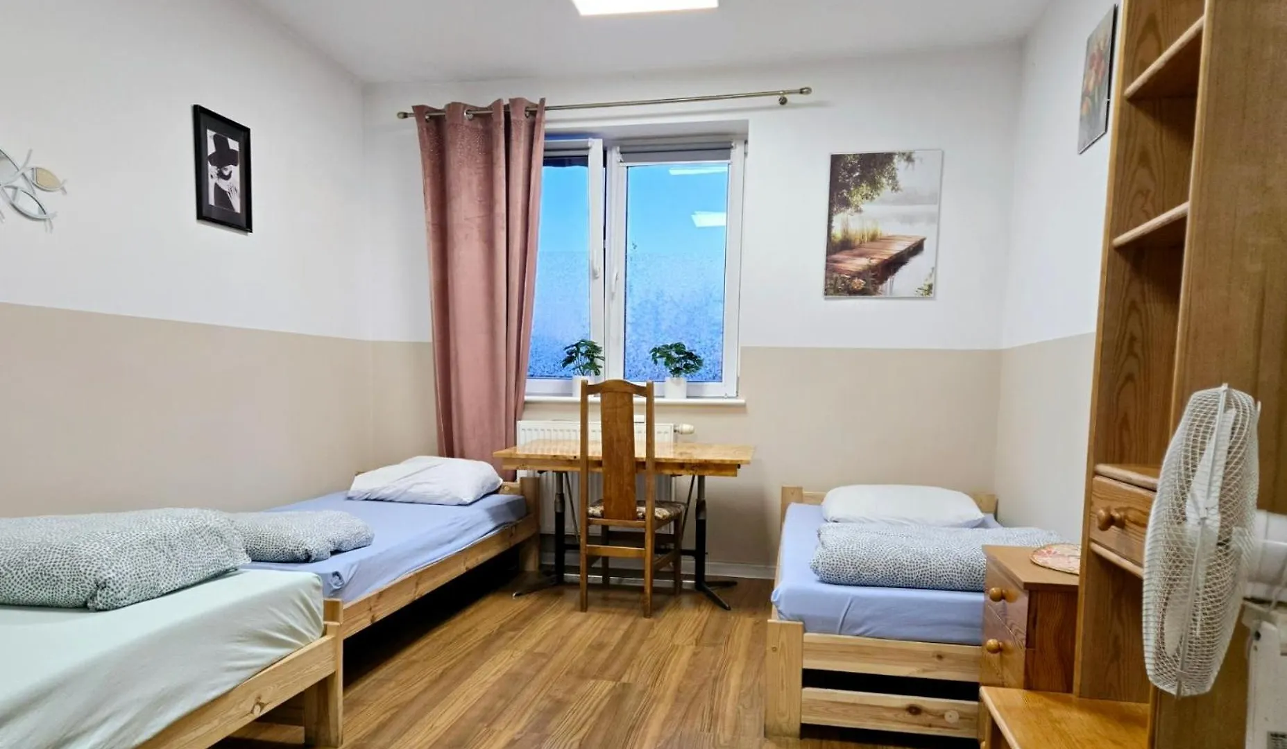Rent Warszawa Ursynowホステル 0*, ワルシャワ