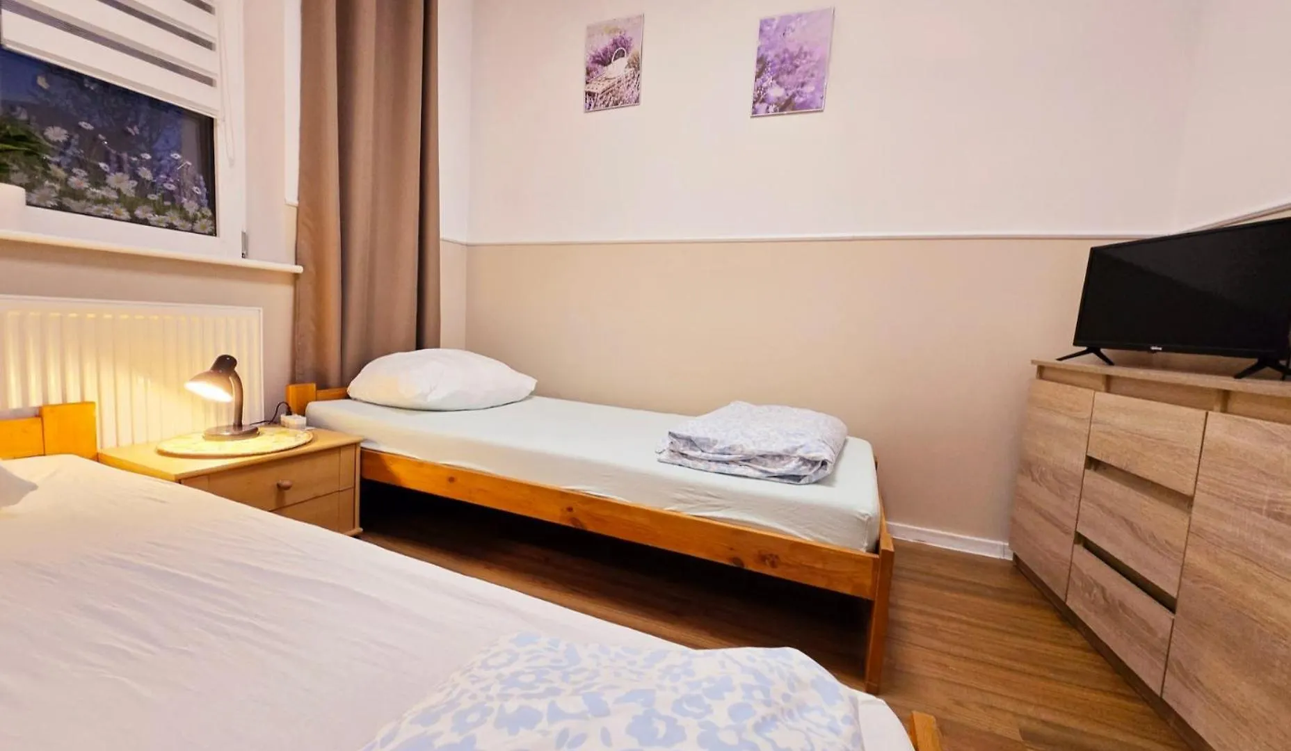 Rent Warszawa Ursynowホステル ワルシャワ